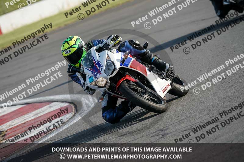 donington no limits trackday;donington park photographs;donington trackday photographs;no limits trackdays;peter wileman photography;trackday digital images;trackday photos